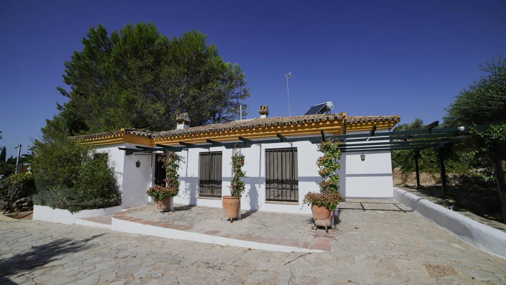 Hostal Hacienda El Rosalejo Villamartín Casa rural
